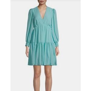Gabby Skye Lina V-Neck Pleated Dress